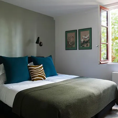 Sleeps 12 Pool Wifi